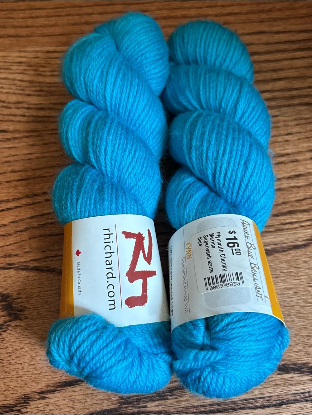 Plymouth Chunky Flynn Lot of 2 Turquoise Azure Blue Brilliant Merino Yarn NWT